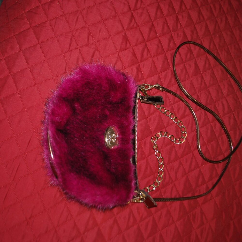 Cute Sharif Maroon Fur Purse w/2 Straps - Picture 2 of 9